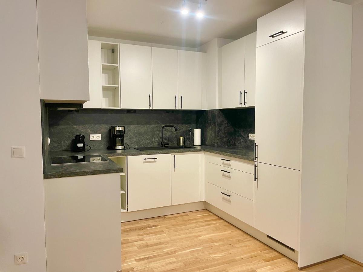 Апартаменти 80 M2 - Terrace - Free Parking Відень Екстер'єр фото